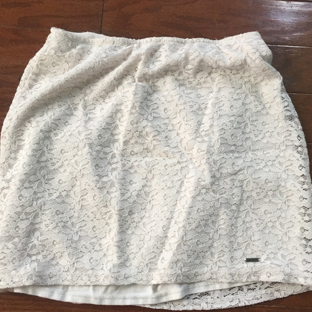 Hollister white kids lace skirt. Medium
